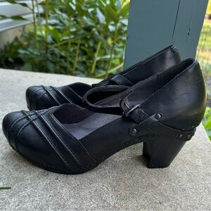 Dansko Clog Heels size 41